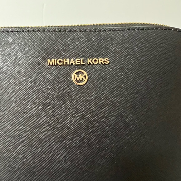 NWT MICHAEL KORS LEATHER CINDY DOME CROSSBODY BAG - Picture 10 of 10